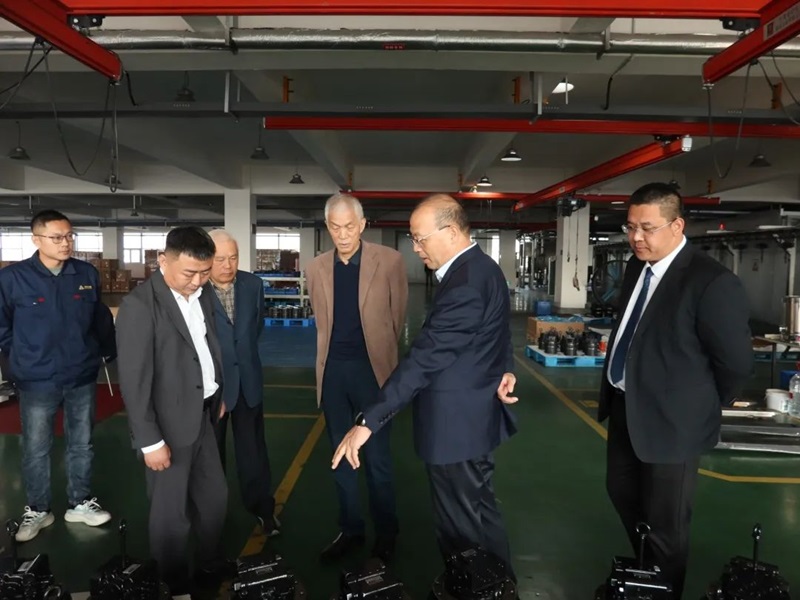 第七屆工程機械行業(yè)標準化工作會議暨2024年中國工程機械工業(yè)協會標準化工作委員會年會8.jpg
